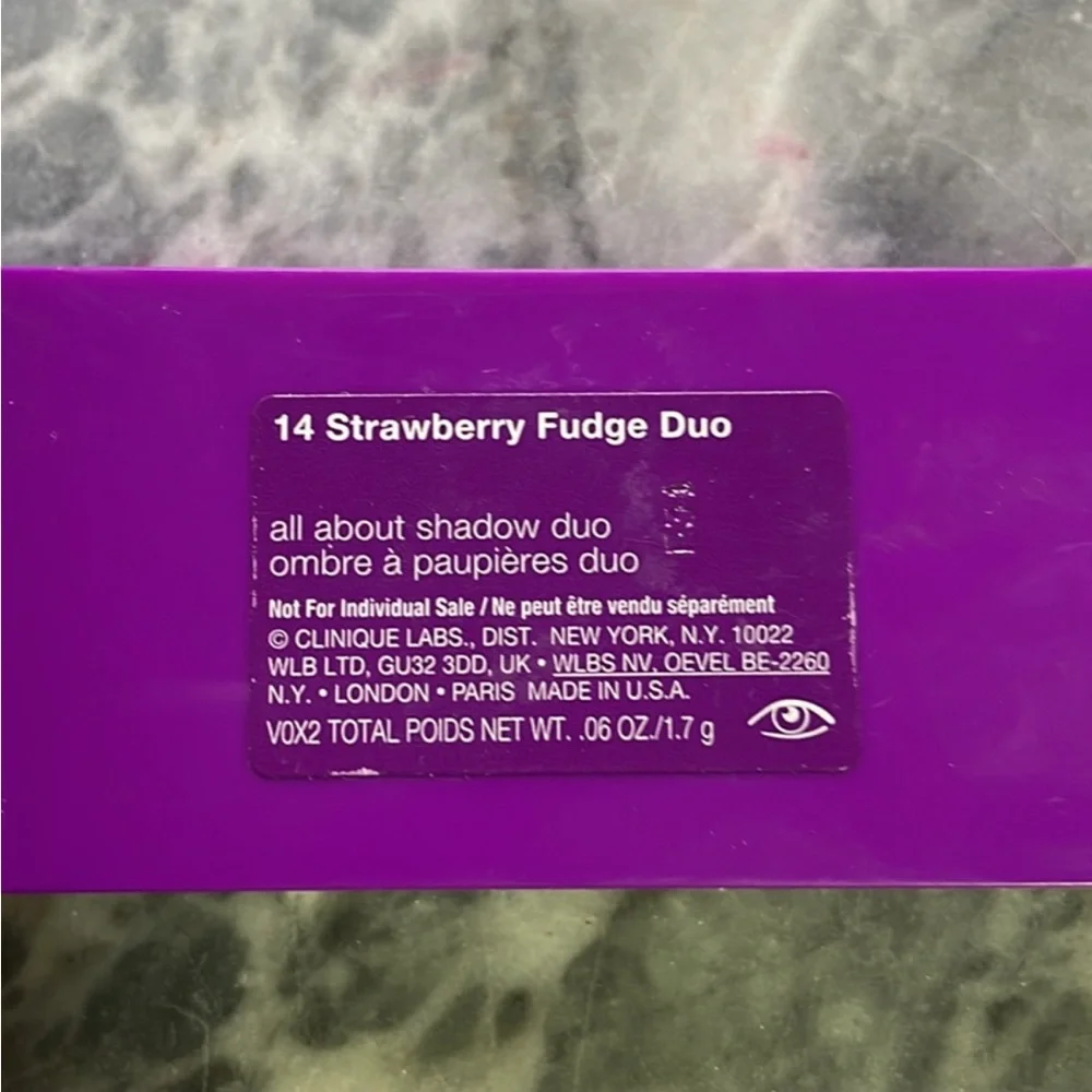 Clinique All About‎ Shadow Duo Strawberry Fudge